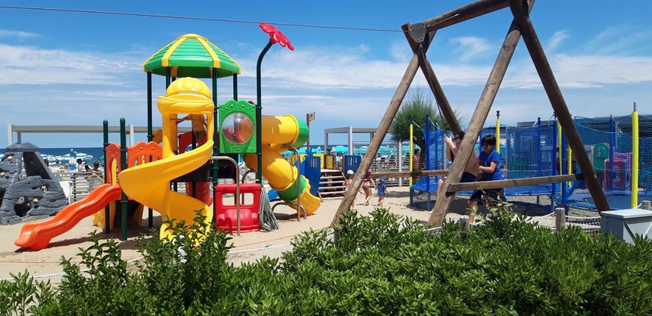 Hotel Italy Misano Adriatico Dış mekan fotoğraf