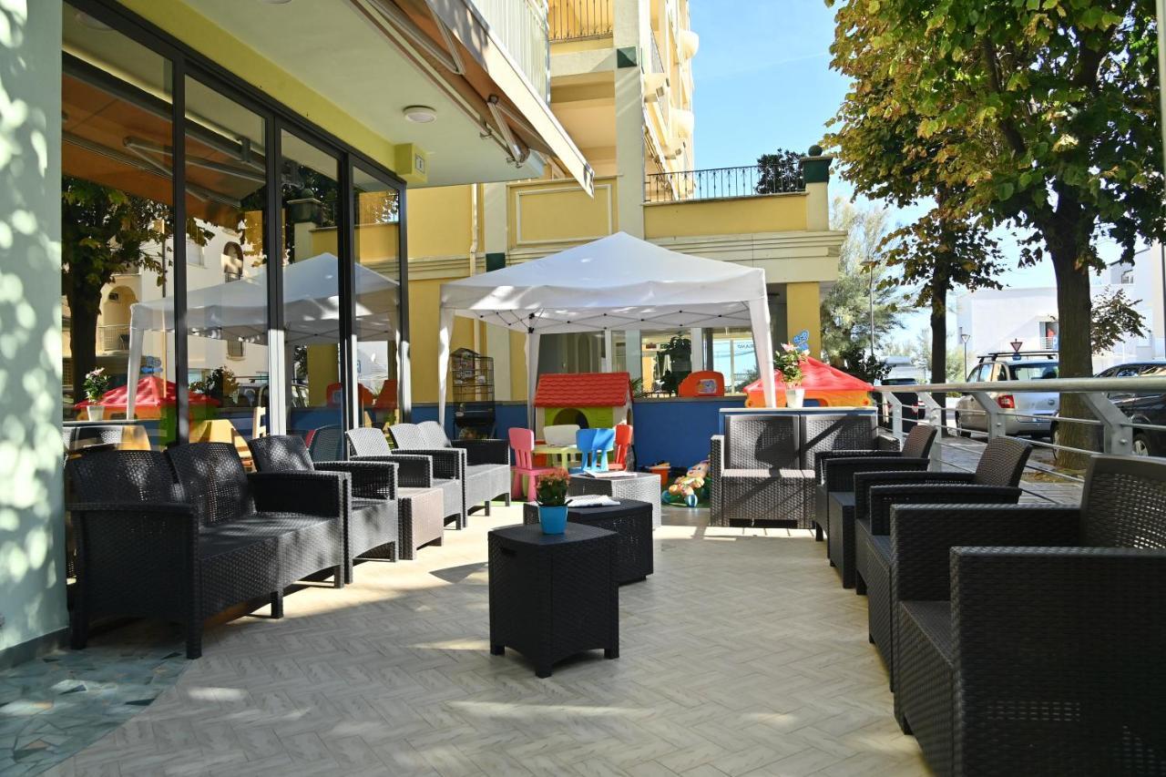 Hotel Italy Misano Adriatico Dış mekan fotoğraf