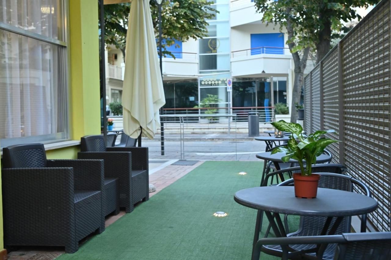 Hotel Italy Misano Adriatico Dış mekan fotoğraf