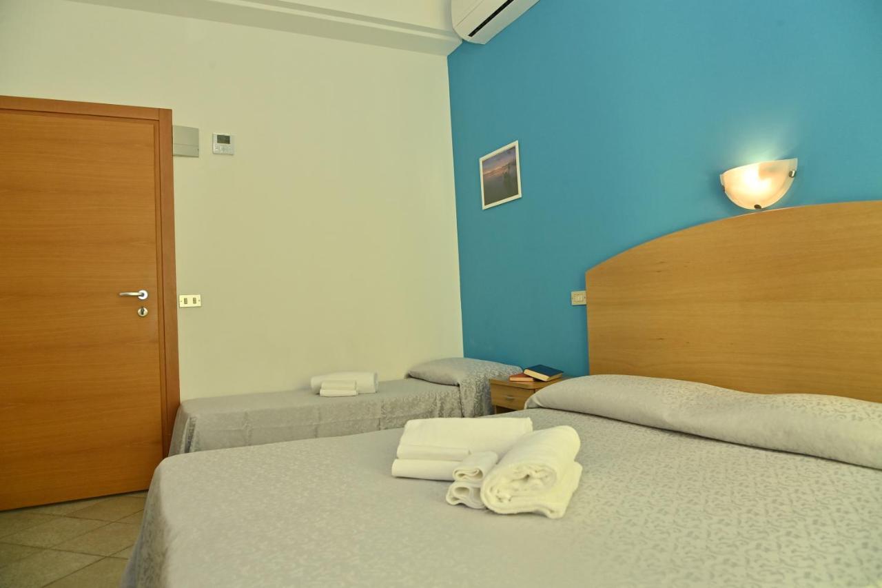 Hotel Italy Misano Adriatico Dış mekan fotoğraf