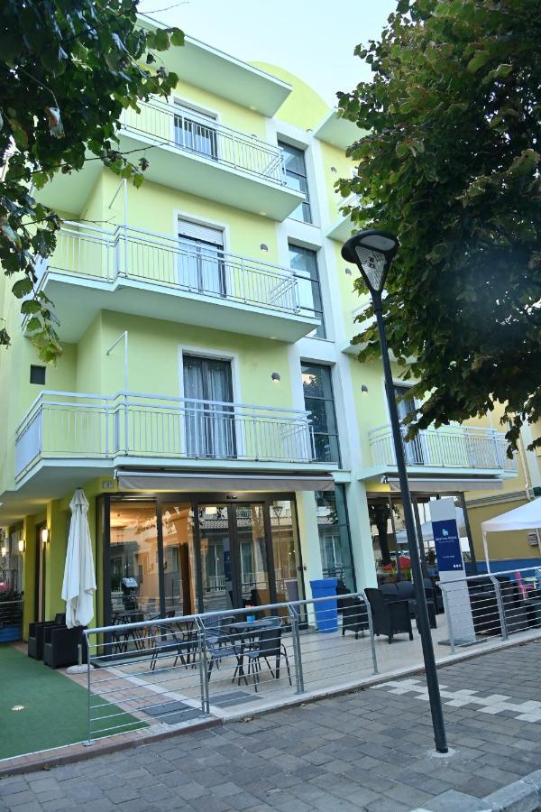 Hotel Italy Misano Adriatico Dış mekan fotoğraf